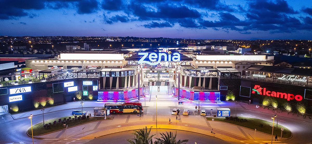 Orihuela Costa beaches — water sports and seaside recreation