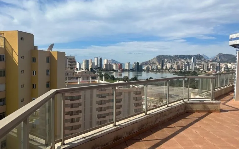 Penthouse in Calpe, Spain. Playa La Fossa area, 3 bedrooms, 134 m2