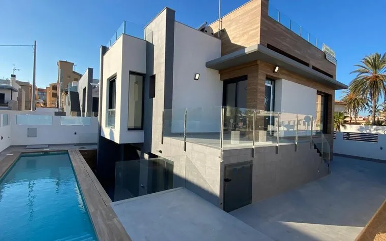 Buy an Villa in Torrevieja, Spain. La Mata area, 4 bedrooms, 310 m2