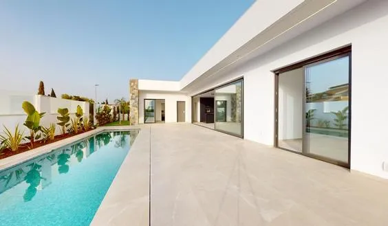 Buy an Villa in Spain. Serena Golf area, 3 bedrooms, 140 m2 - photo 1