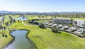 Bienes raíces en España, Piso. Zona de la Serena Golf, 2 dormitorios, 83 m2 - photo 4