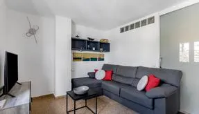 Buy an Apartment in Torrevieja, Spain. Playa del Cura area, 3 bedrooms, 104 m2 - photo 5