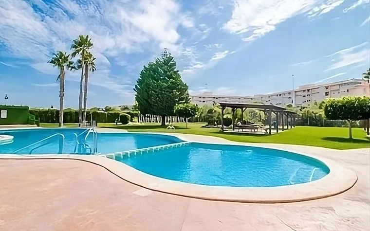 Torrevieja, real estate. Parque de las Naciones area, 2 bedrooms, 50 m2
