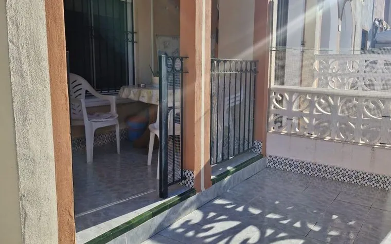 Buy an Apartment in Torrevieja, Spain. Playa de los Náufragos area, 2 bedrooms, 59 m2