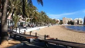Bienes raíces en España, Torrevieja. Zona de la  Playa del cura, 3 dormitorios, 120 m2 - photo 2