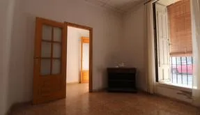 Property in Torrevieja. Centro area, 2 bedrooms, 99 m2 - photo 6