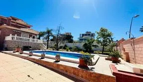 Torrevieja, España. Comprar un Duplex. Zona de la  Los Balcones - Los Altos del Edén, 3 dormitorios, 177 m2 - photo 3