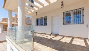 Buy an Villa in Torrevieja, Spain. Aguas Nuevas area, 4 bedrooms, 220 m2 - photo 4