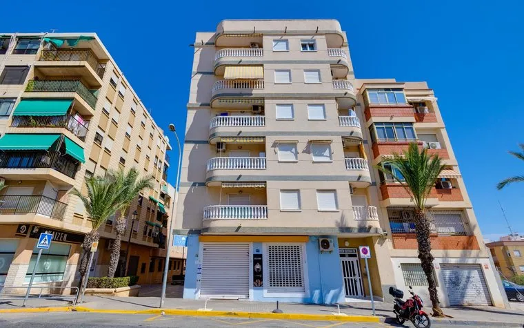 Guardamar del Segura, real estate. Pueblo area, 2 bedrooms, 56 m2