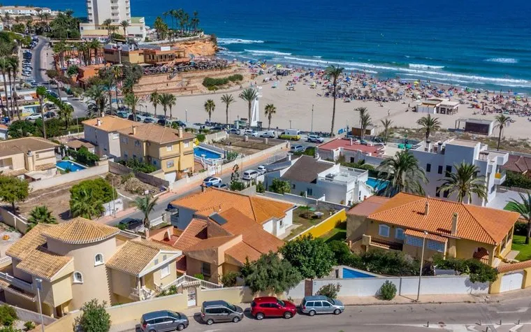 Bienes raíces Orihuela Costa, Duplex en venta. Zona de la La Zenia, 3 dormitorios, 245 m2