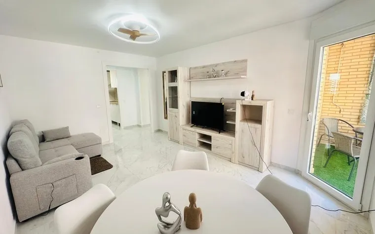 Buy an Apartment in Torrevieja, Spain. Playa del cura area, 3 bedrooms, 90 m2