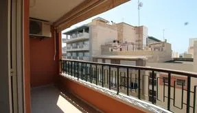 Flat 3 bedrooms 140 m2 in Ramón Gallud - photo 5