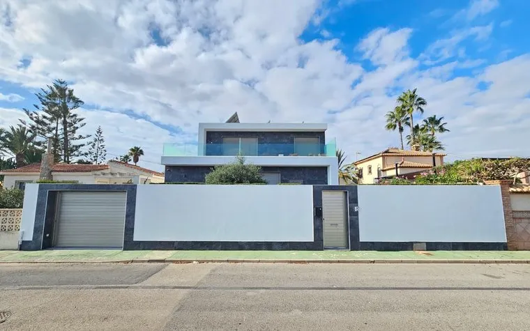 Real estate in Spain, Torrevieja. Los Angeles area, 3 bedrooms, 250 m2