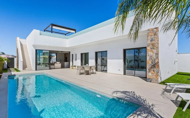 Spain buy an Villa. Serena Golf area, 3 bedrooms, 130 m2