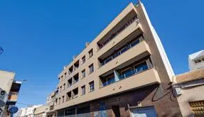 Buy real estate in Torrevieja, Spain. Centro area, 3 bedrooms, 114 m2 - photo 2