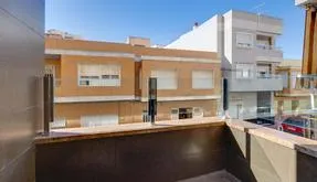 Buy real estate in Torrevieja, Spain. Centro area, 3 bedrooms, 114 m2 - photo 3