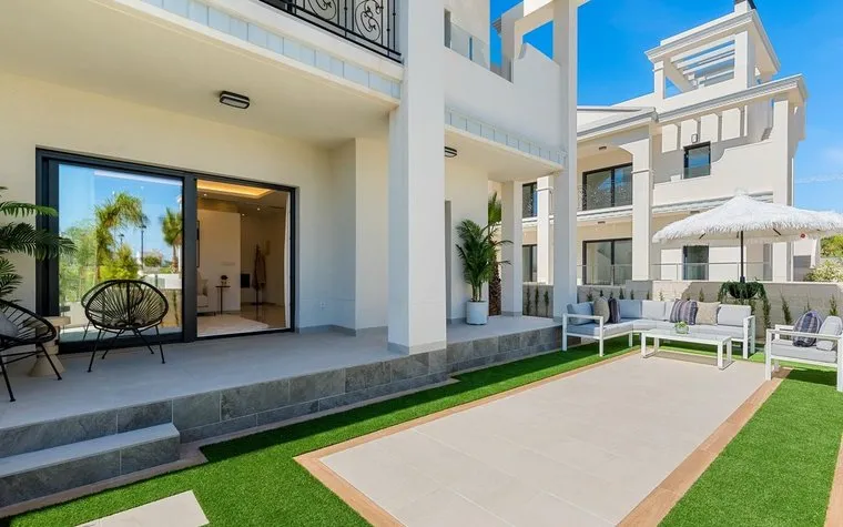 Property for sale. Ciudad Quesada area, 3 bedrooms, 108 m2, 3 bedrooms, 108 m² — €383500