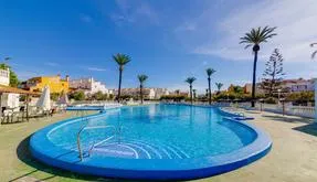 Property in Torrevieja. Carrefour area, 2 bedrooms, 51 m2 - photo 2