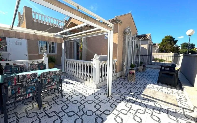 Property in Torrevieja. Carrefour area, 2 bedrooms, 51 m2, 2 bedrooms, 51 m² — €165000