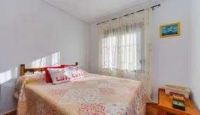 Comprar un Duplex en España, Torrevieja. Zona de la  Playa de los Locos, 3 dormitorios, 61 m2 - photo 5