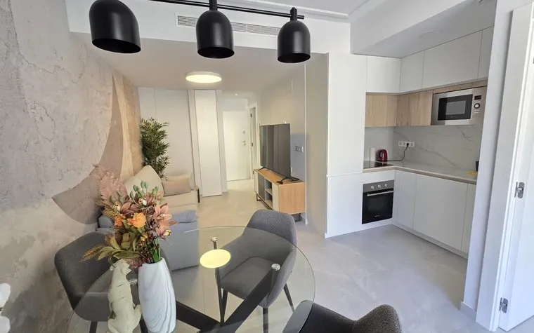 Apartment in Torrevieja, Spain. Estacion de autobuses area, 2 bedrooms, 65 m2