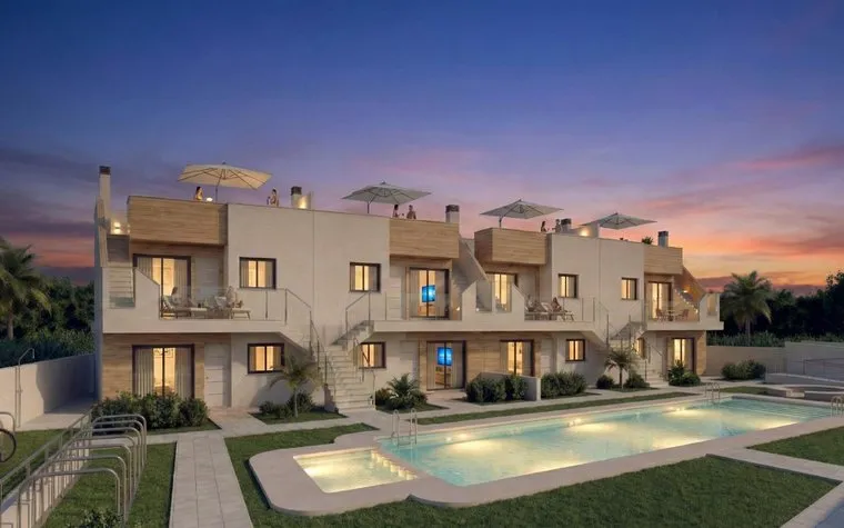 Buy a home in Spain. Centro area, 3 bedrooms, 74 m2