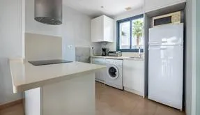 Property in Orihuela Costa. Villamartín-Las Filipinas area, 2 bedrooms, 55 m2 - photo 4