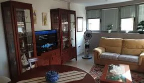 Comprar un Piso en España, Torrevieja. Zona de la  Las Piscinas Naturales, 3 dormitorios, 119 m² - photo 2