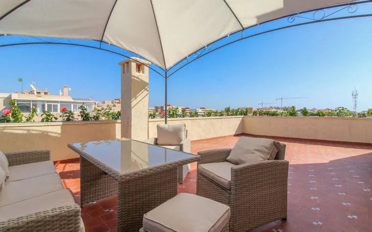 Penthouse in Torrevieja, Spain. Punta Prima area, 2 bedrooms, 85 m²