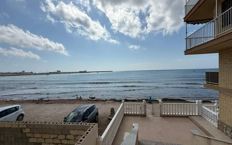 Real estate Torrevieja, Apartment for sale. Playa de los Náufragos area, 3 bedrooms, 91 m²