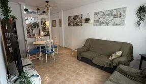 Property in Torrevieja. Centro area, 2 bedrooms, 0 m² - photo 3