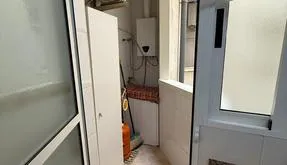 Property in Torrevieja. Centro area, 2 bedrooms, 0 m² - photo 6