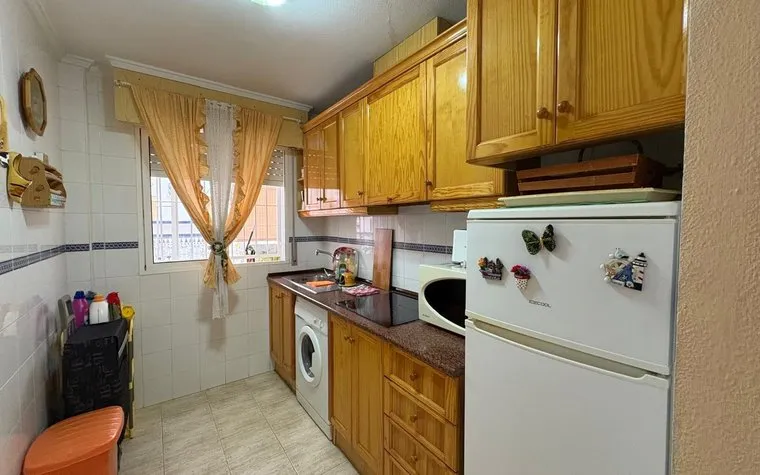 Buy an Apartment in Torrevieja, Spain. Centro area, 2 bedrooms, 58 m²