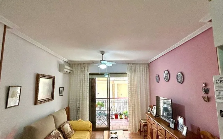 Torrevieja, real estate. Centro area, 1 bedroom, 55 m²