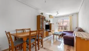 Buy real estate in Torrevieja, Spain. Nueva Torrevieja area, 2 bedrooms, 77 m² - photo 3