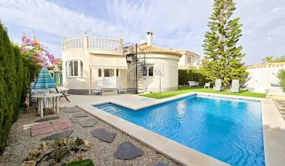 Town house in Orihuela Costa, Spain. Playa Flamenca area, 3 bedrooms, 105 m² - photo 1