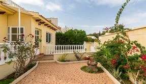 Comprar un Duplex en Orihuela Costa, España. Zona de la  Playa Flamenca, 4 dormitorios, 195 m² - photo 2