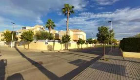 Torrevieja, real estate. Torretas area, 6 bedrooms, 257 m² - photo 5