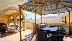 Torrevieja real estate, Villa for sale. Torreta florida area, 6 bedrooms, 267 m² - photo 6