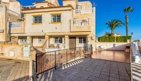 Bungalow in Orihuela Costa, Spain. Las Filipinas area, 2 bedrooms, 79 m² - photo 2