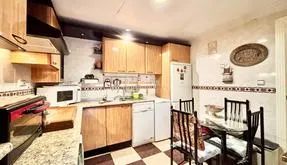 Buy an Apartment in Guardamar del Segura, Spain. Pueblo area, 3 bedrooms, 101 m² - photo 5