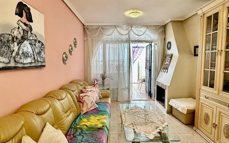 Buy an Town house in Torrevieja, Spain. Calas blanca area, 2 bedrooms, 75 m²