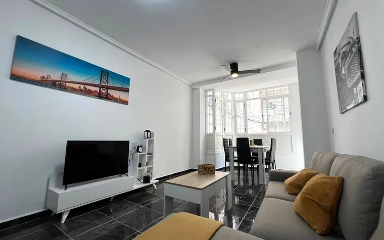 Venta de Piso en Torrevieja, España. Zona de la  torrevieja, 3 dormitorios, 95 m²