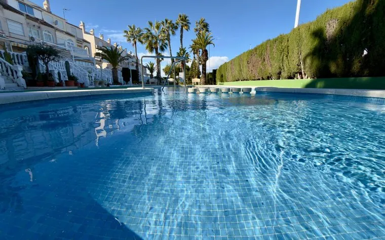 Torrevieja real estate, Bungalow for sale. Torreblanca area, 4 bedrooms, 100 m²