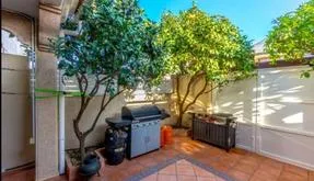 Buy an Town house in Torrevieja, Spain. Aguas Nuevas area, 3 bedrooms, 111 m² - photo 2