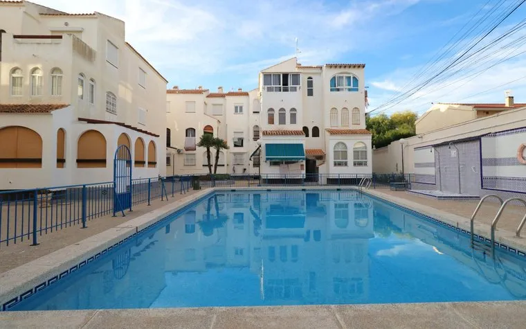 Real estate Torrevieja, Studio for sale. Playa de los Náufragos area, 30 m²