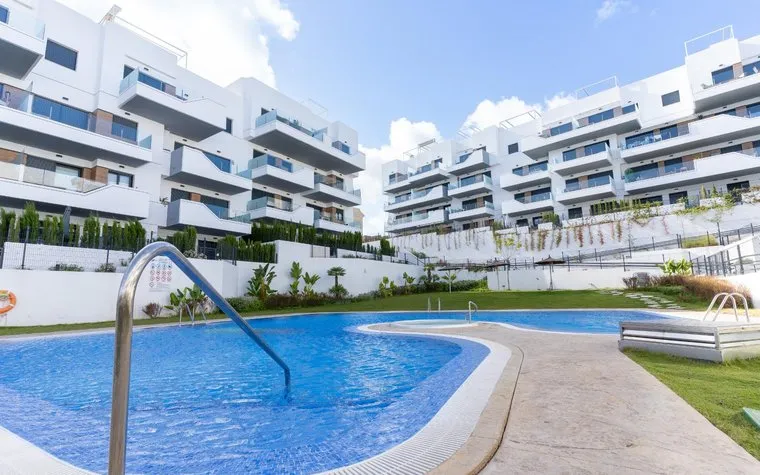 Buy an Apartment in Orihuela Costa, Spain. Las Filipinas area, 2 bedrooms, 71 m²