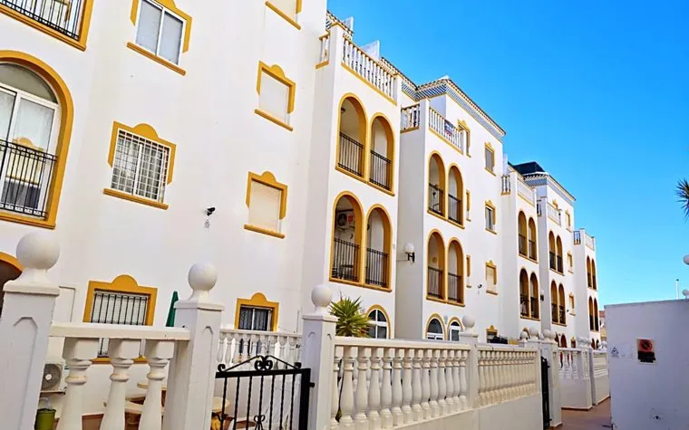 Buy real estate in Orihuela Costa, Spain. La Regia area, 2 bedrooms, 66 m²