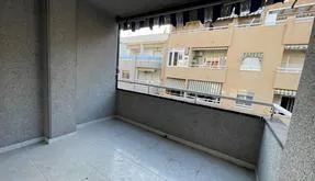 Comprar una vivienda en Torrevieja, España. Zona de la  Centro, 2 dormitorios, 84 m² - photo 5