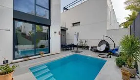 Buy property in Orihuela Costa, Spain. PAU 26 area, 3 bedrooms, 90 m² - photo 2